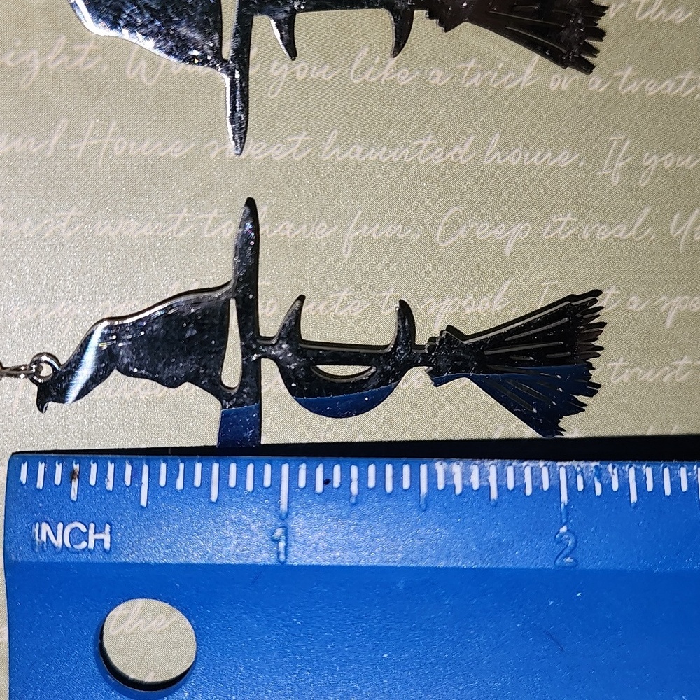 Witchy theme earrings. - Picture 2 of 2